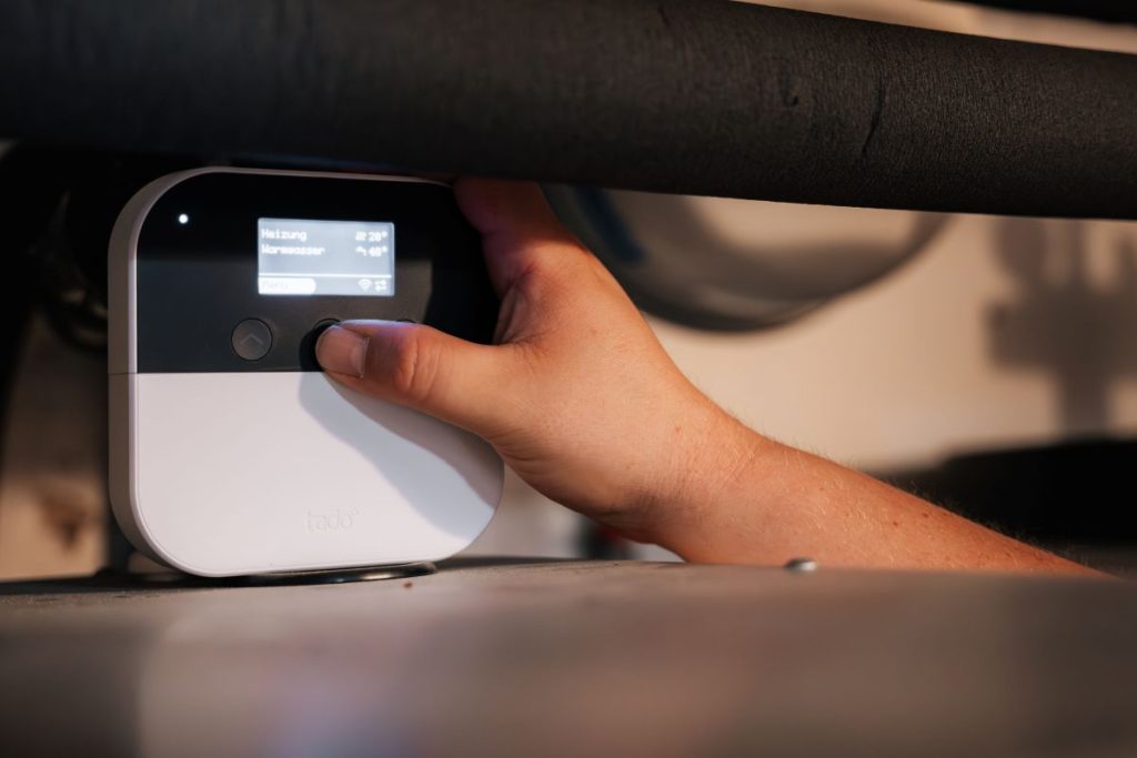 Zukunftssicher modernisieren: Effizient und sparsam dank moderner Wärmepumpentechnik 5 Panasonic Wärmepumpe Display