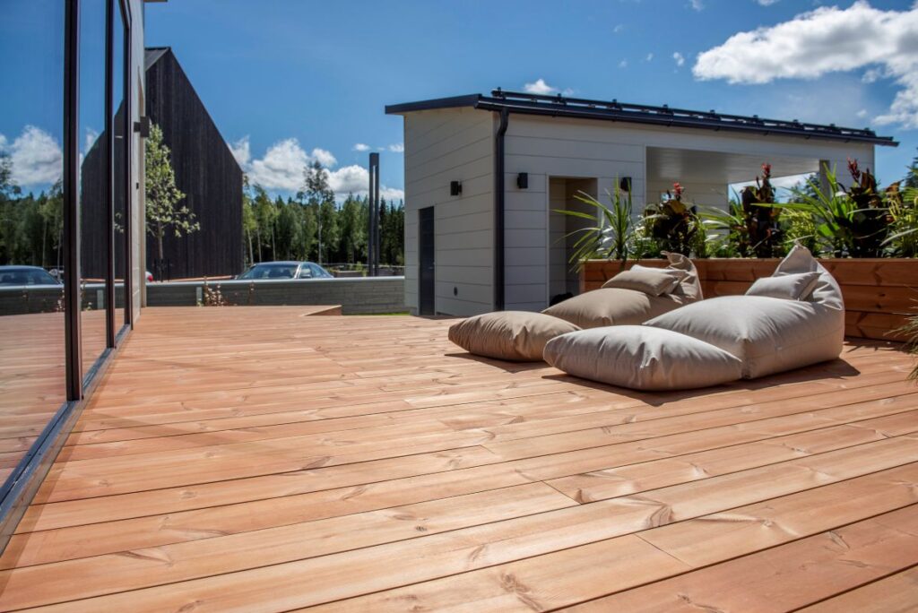 Thermoholz Terrassendielen aus Holz Osmo